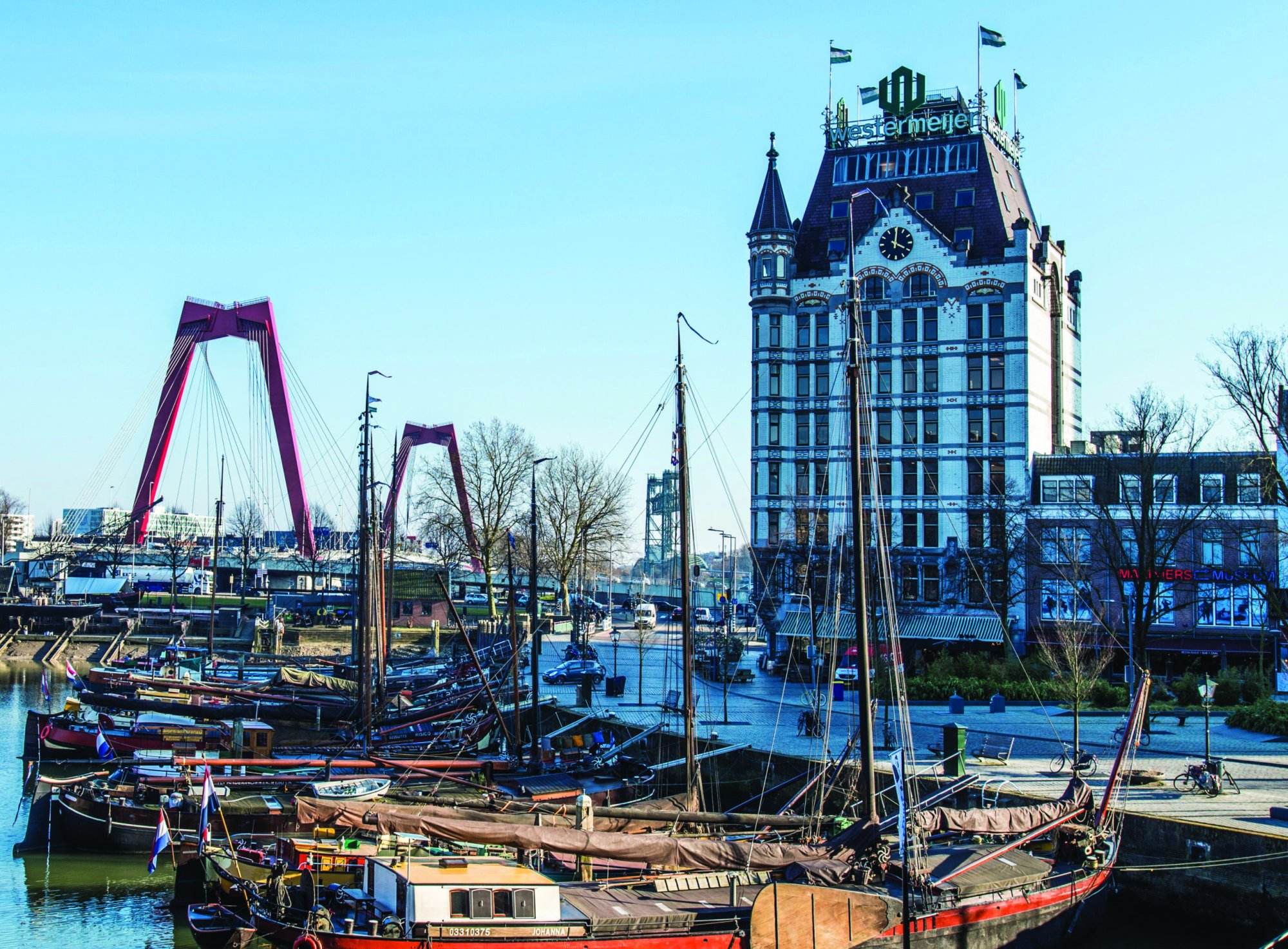 Het Witte Huis en de oude haven in Rotterdam